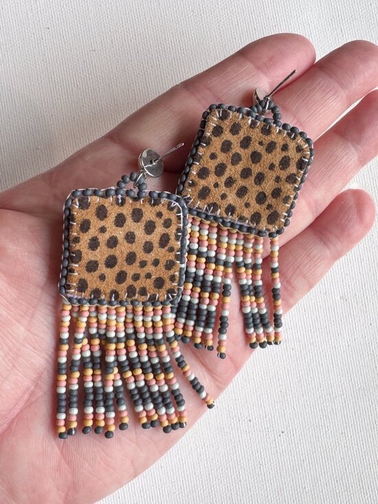Handmade Ceramic Cat Fringe Earrings Beaded Statement Dangles - Picture 4 of 10